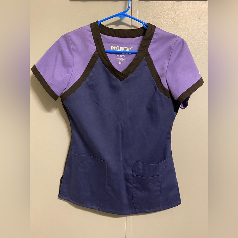 Women’s Grey’s Anatomy Scrub Top